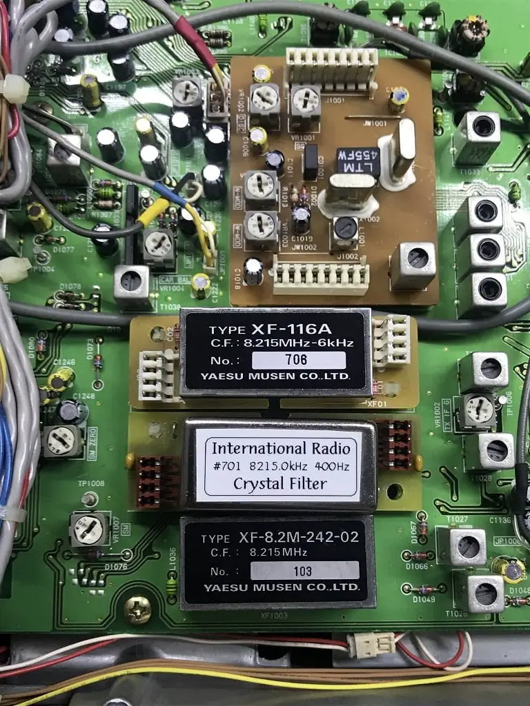 A Compilation of Common Yaesu FT-920 Problems 4 Install an AM Filter
